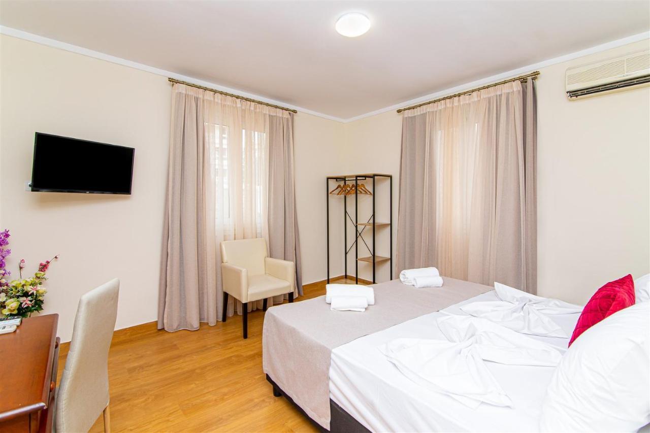 Dermatas Residence Heraklion City Center エクステリア 写真